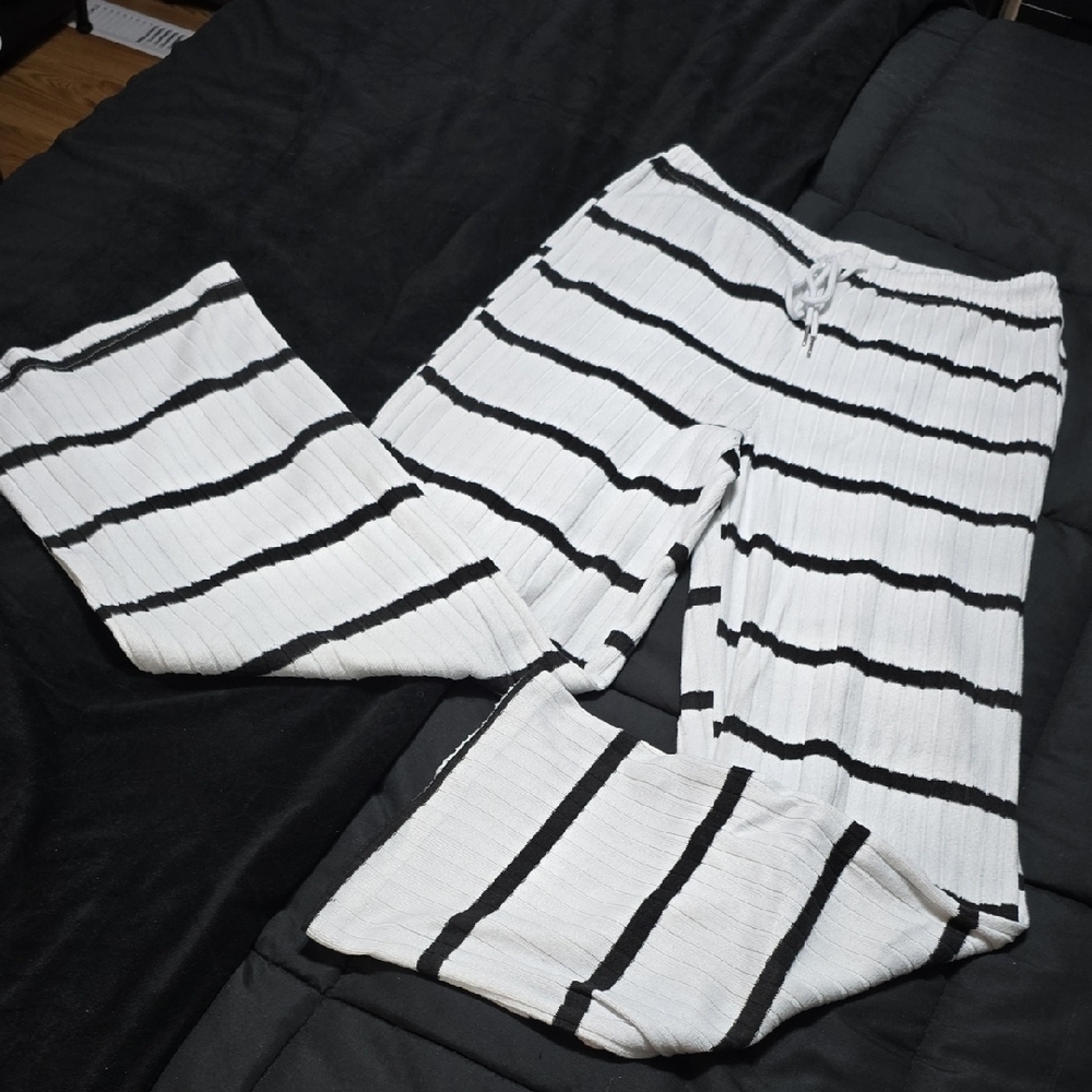 White and Black Striped Loung Pants